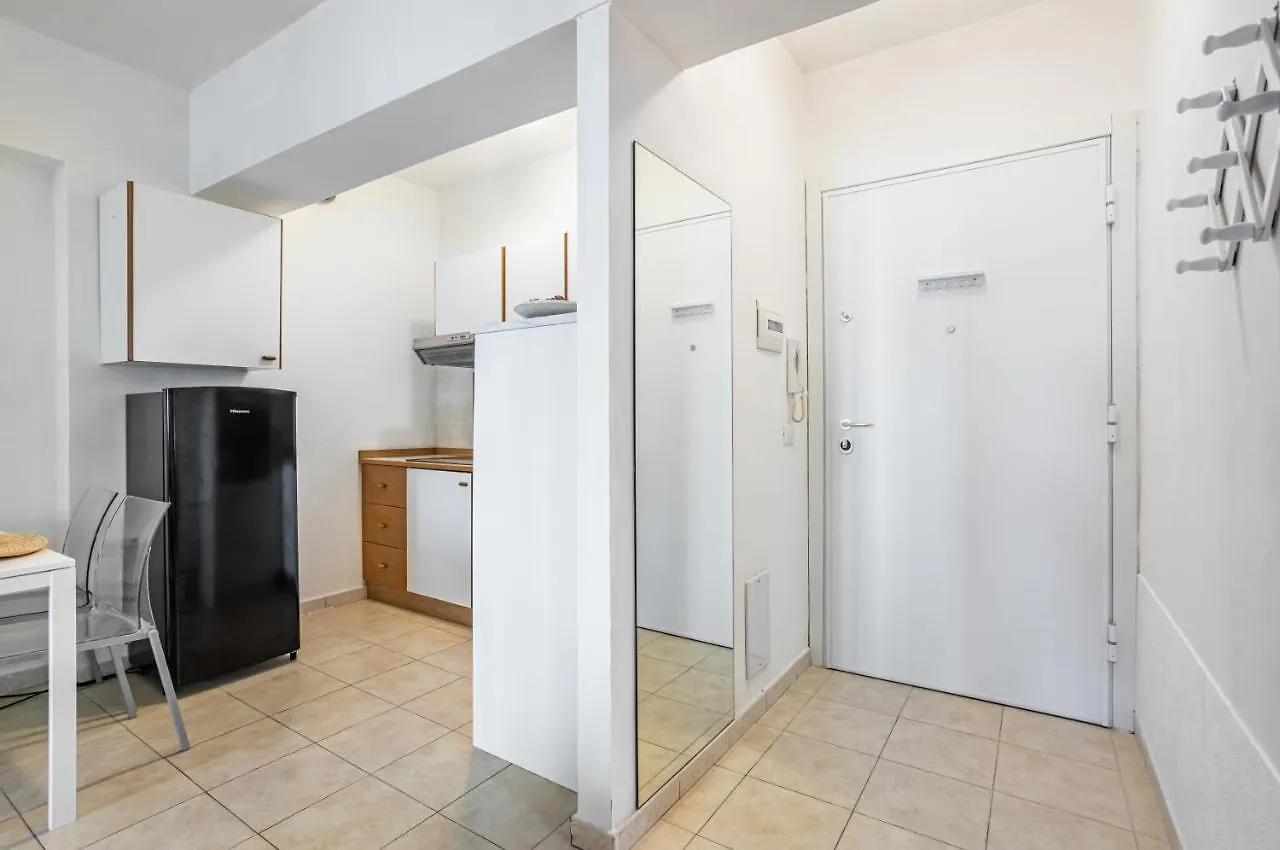 Viareggio Modern Apartment With Wifi!