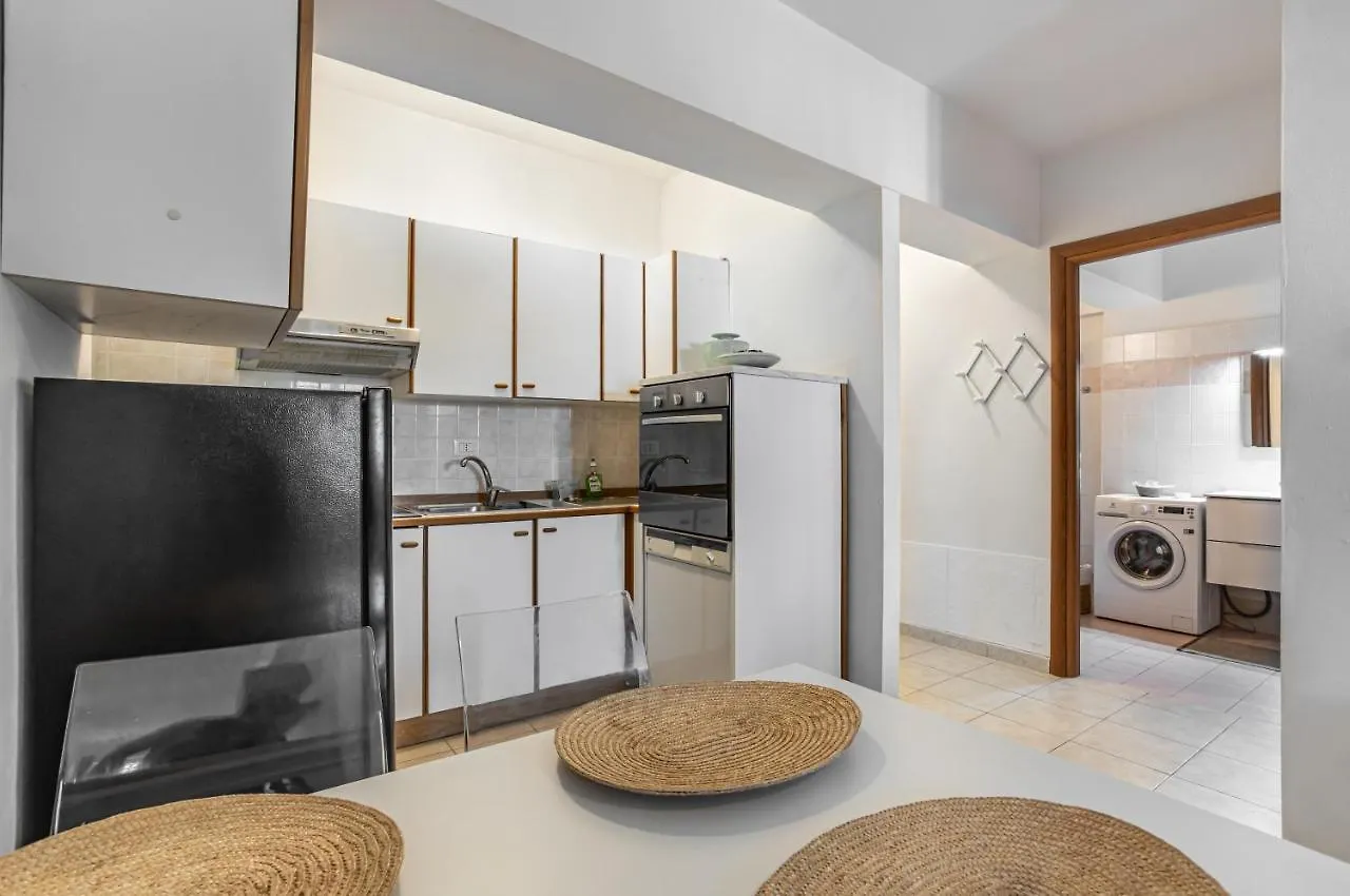 Viareggio Modern Apartment With Wifi! 0*,